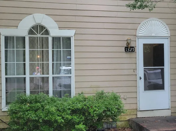 1325 Pamela St, Leeds, AL 35094