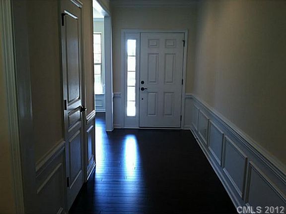 3rd image of 219 Quail Crossing Dr #310