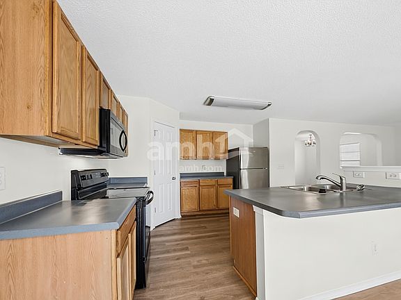 4th image of 1016 Naylor Rd