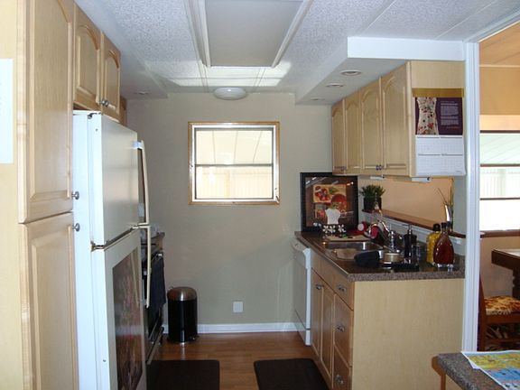 4th image of 5434 Kingbird Ct NE
