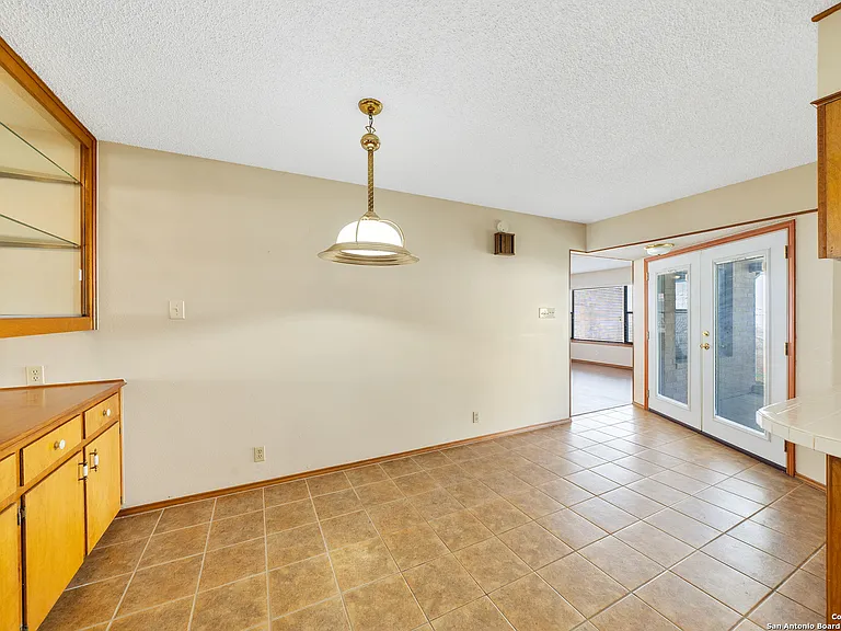 1504 Circle Oak Dr — Photo 18