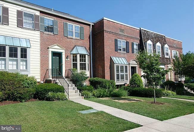 1st image of 4950 Bradley Blvd #252