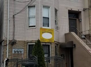 5864 78th Ave, Glendale, NY 11385