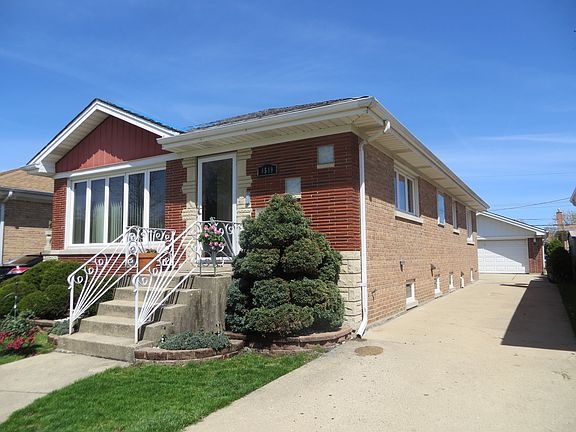 2nd image of 4549 N Canfield Ave