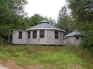 56 Libby Rd, Mechanic Falls, ME 04256