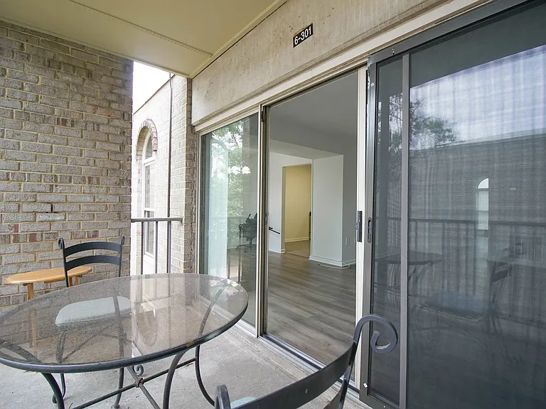 6 Canterbury Sq #3011 — Photo 23