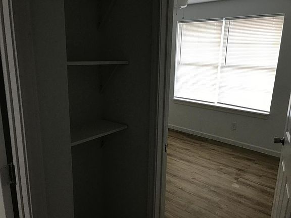 5th image of 1522 Cody St #1522