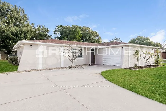 Building Photo - 5707 Canosa Dr