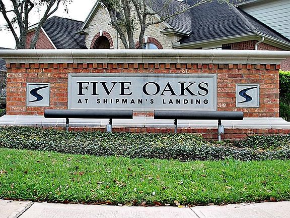 5th image of 2814 Five Oaks Dr