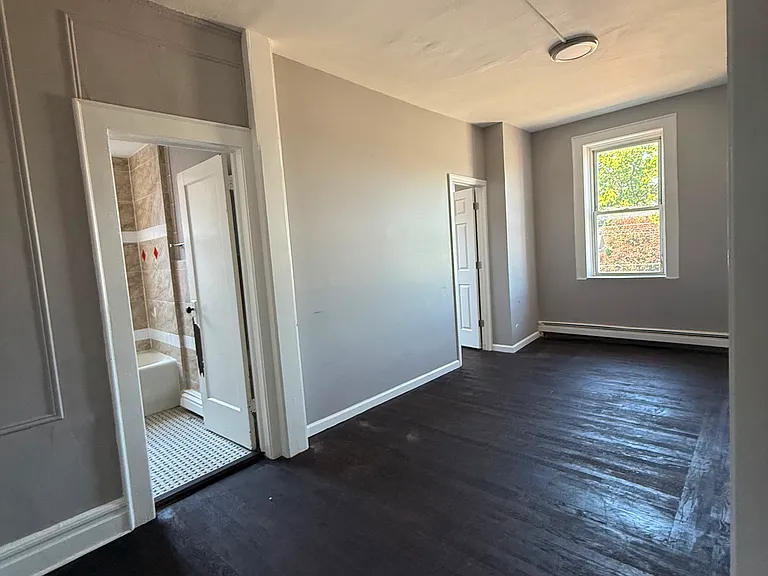 342 Myrtle Ave #C17 — Photo 3
