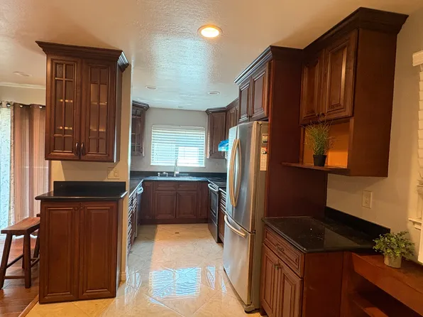 617 Timberpine Ave APT 1, Sunnyvale, CA 94086