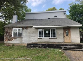 30 N Lakeside Ave, Jackson, NJ 08527