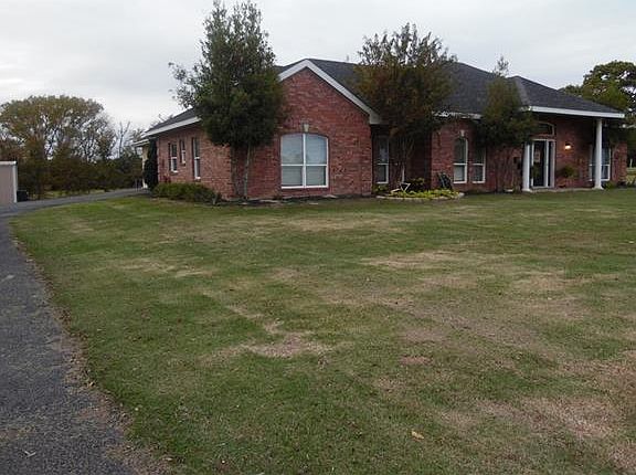 2nd image of 610 Vz County Road 2411