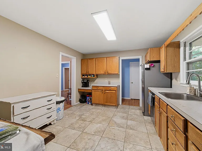292 Glenn Ave — Photo 10