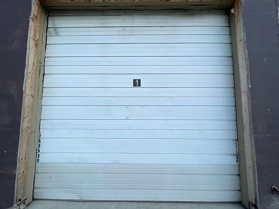 2nd image of 419 Adams Ave