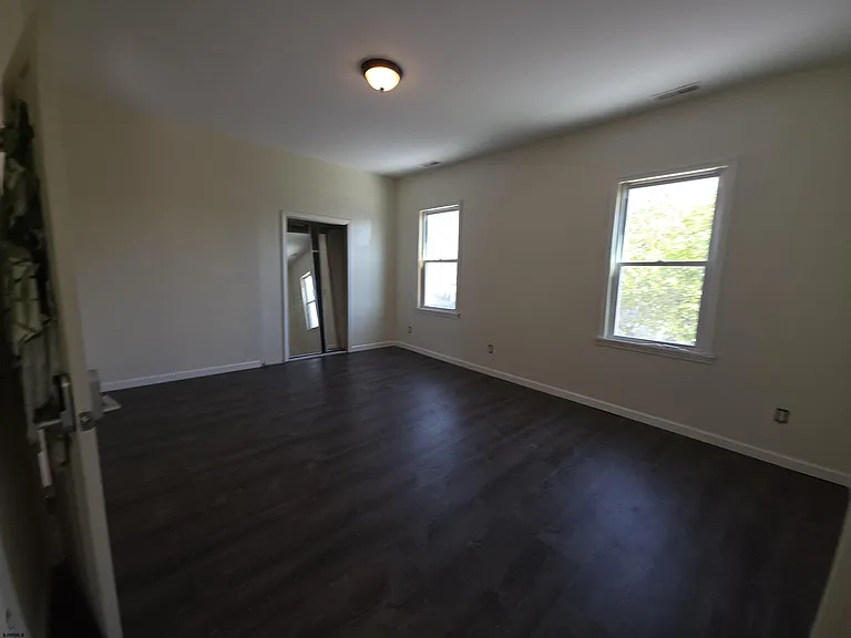 1404 Madison Ave — Photo 26