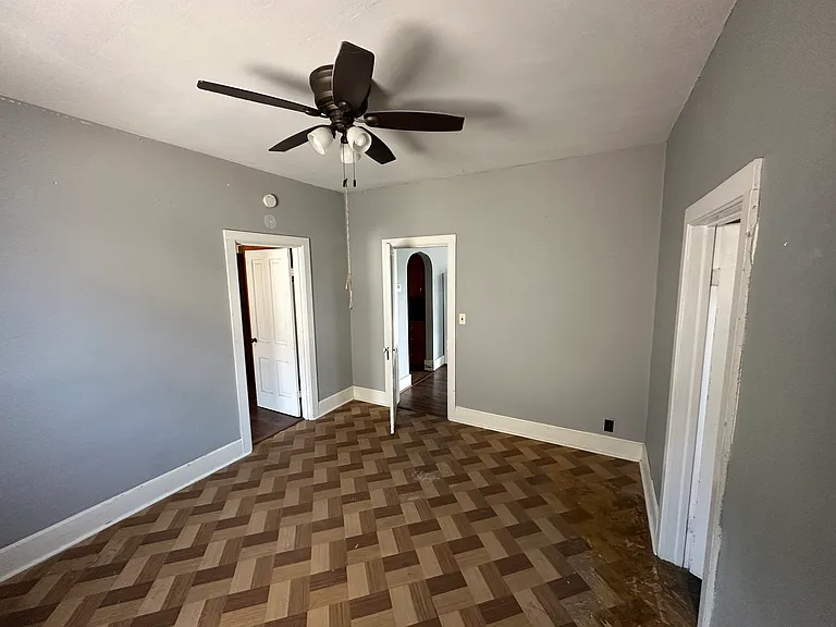 304 S Main St #2 — Photo 5