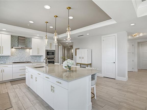 4th image of 4971 Bonita Bay BLVD #606