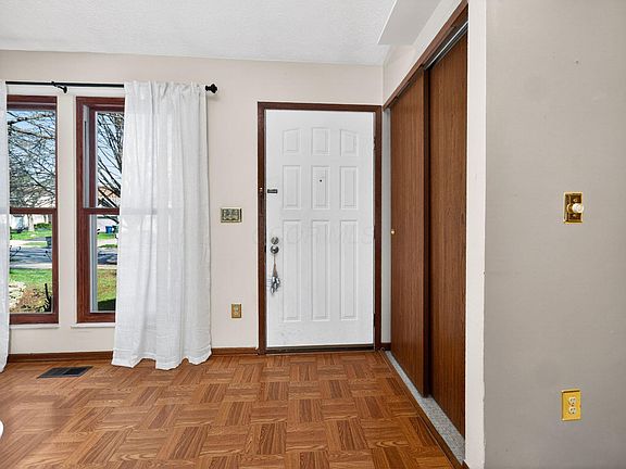 3rd image of 1769 Gardenstone Dr