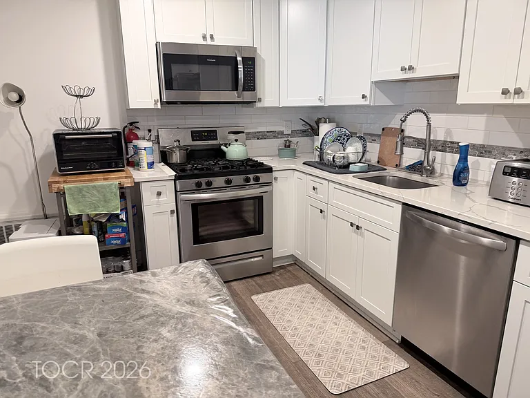 347 Forest Ave — Photo 6