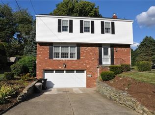 5922 Glen Hill Dr, Bethel Park, PA 15102