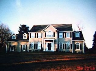 380 Hill Farm Rd, Fairfield, CT 06430