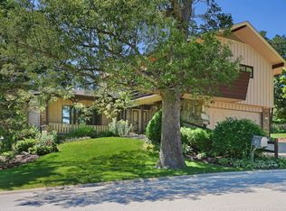 644 Bristol Dr, Barrington, IL 60010