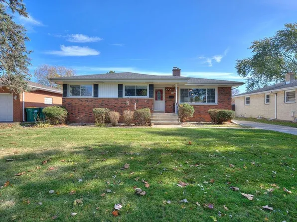 8619 Jefferson Ave, Munster, IN 46321