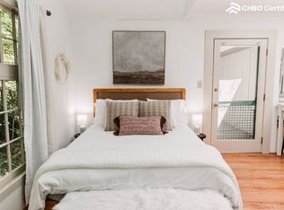 1120 Sourwood Dr #A, Chapel Hill, NC 27517