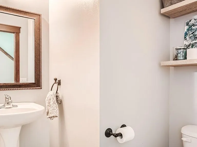 18102 Vance Cir NW — Photo 5
