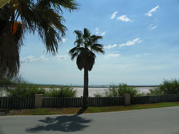 3rd image of V Sand Dollar Dr