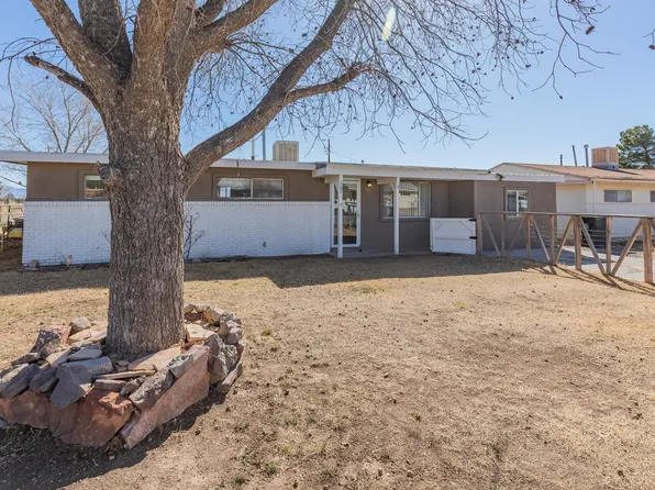 702 Chris Dr, Tularosa, NM 88352