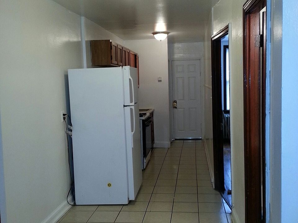 Hall Kitch