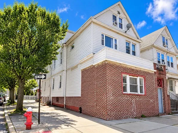 290 Avenue A image 1 of 3