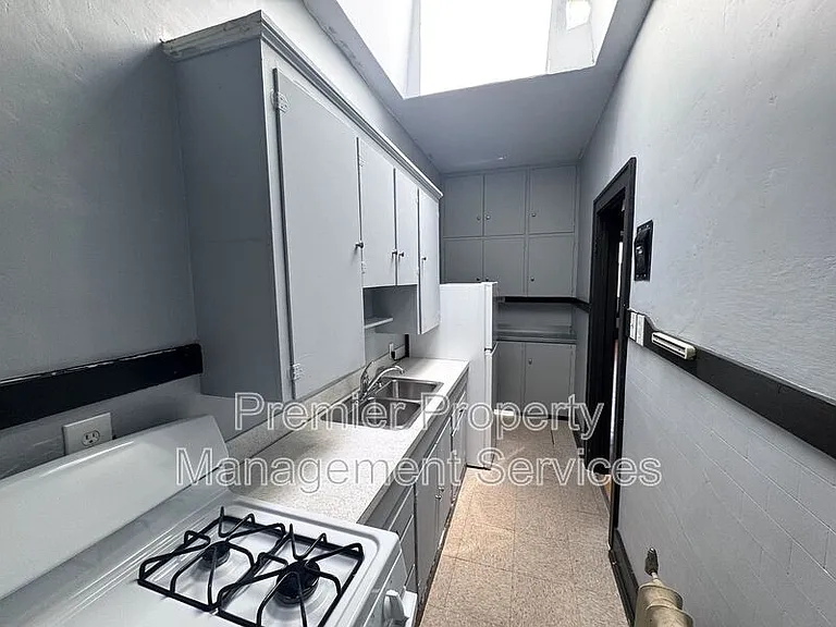 3018 1st Ave N #7 — Photo 6
