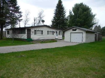 9755 Oakwood, Higgins Lake, MI, 48627