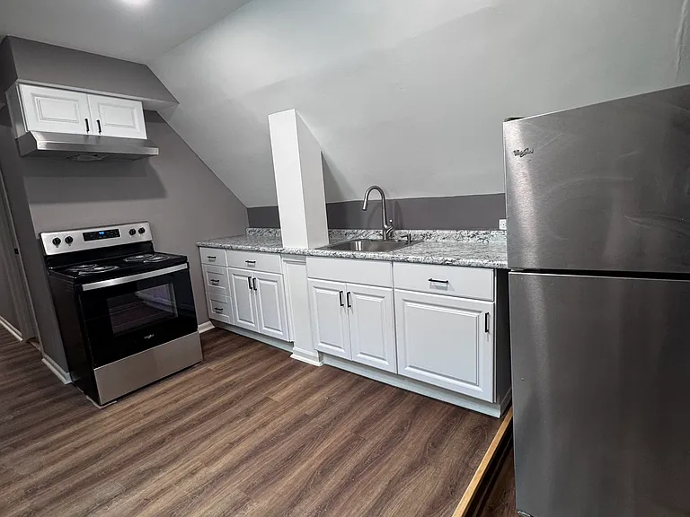 1805 N Kedzie Ave #3 — Photo 3