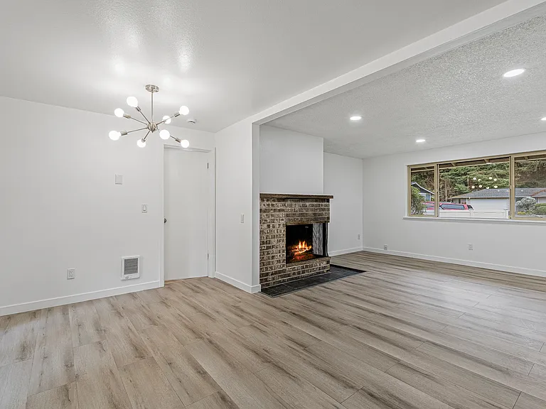 9408 Columbine Cir W — Photo 5