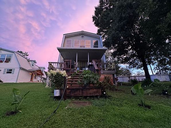 4247 Crystal Lake Dr