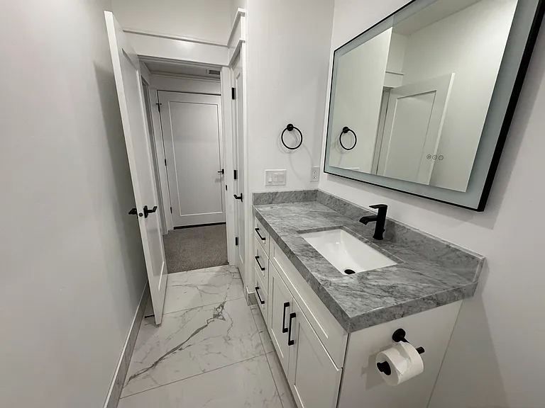 457 E Greenwood Ave #457 — Photo 44