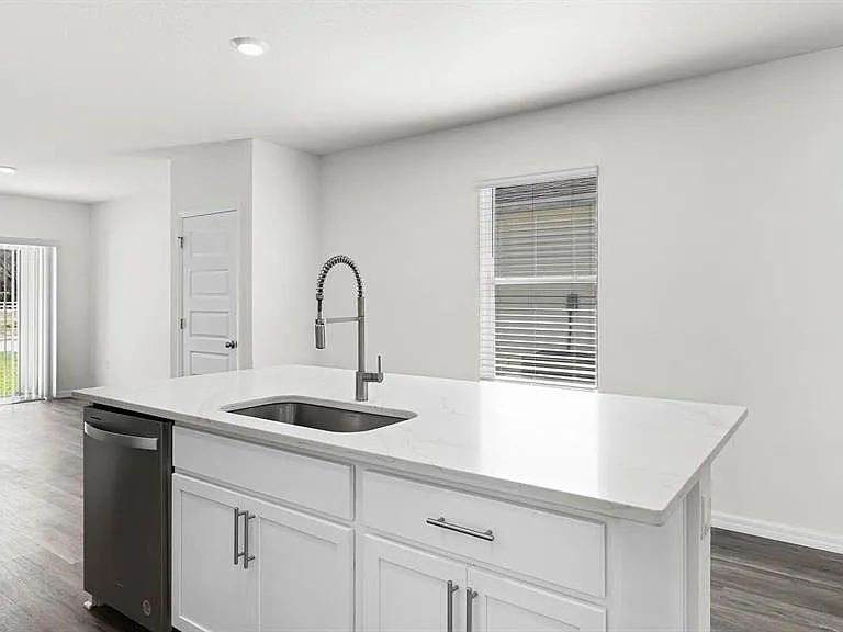 1628 Hummingbird Rd — Photo 8