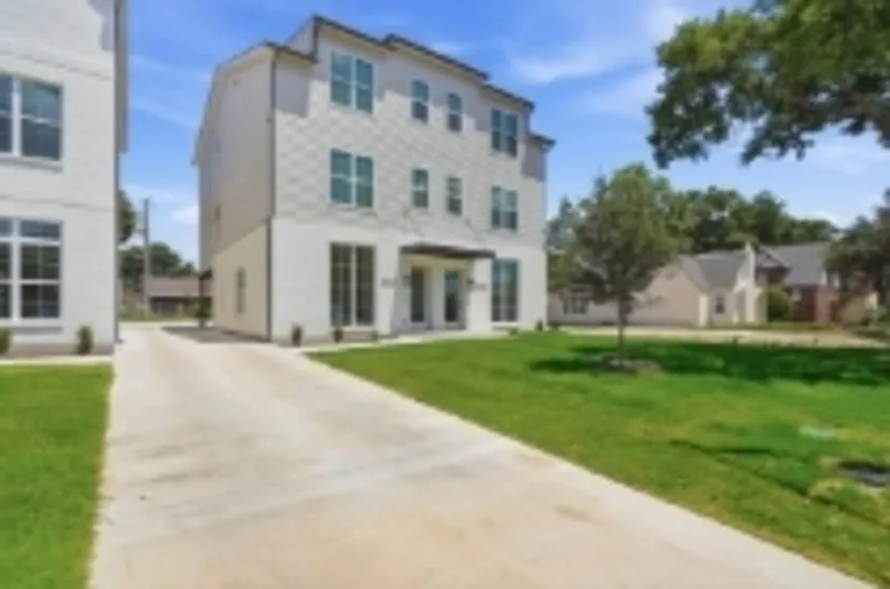 3321 S University Dr