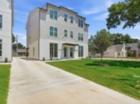 3321 S University Dr, Fort Worth, TX 76109
