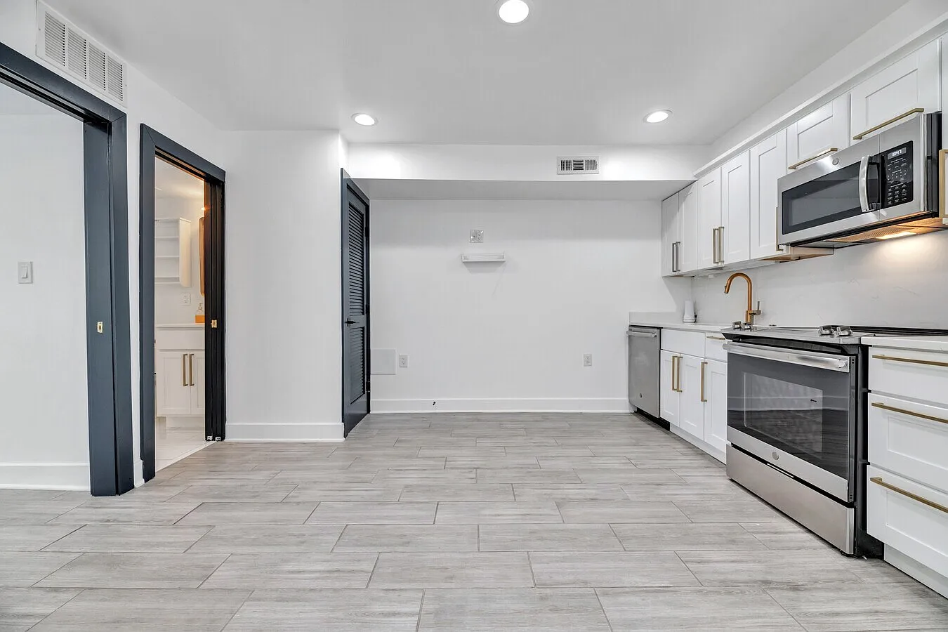 1808 Benning Rd NE — Photo 2