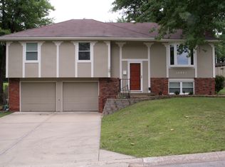 12801 E 53rd Ter, Kansas City, MO 64133