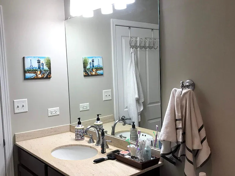 828 W Grace St #1007 — Photo 6