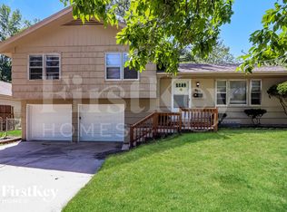 607 NE Short St, Lees Summit, MO 64063