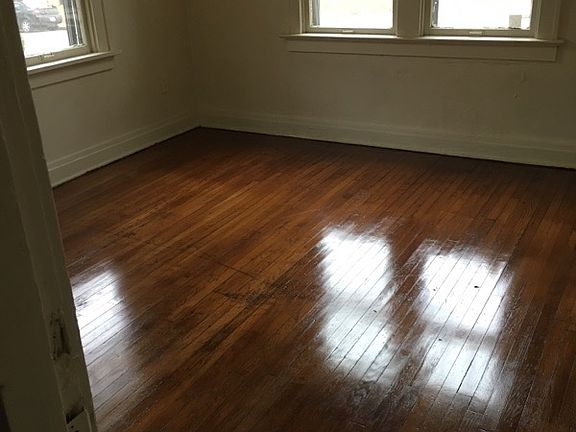 5th image of 3338 Oakdale Ave