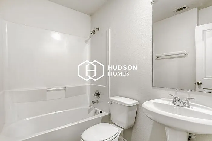 4419 Trigg St #A — Photo 11