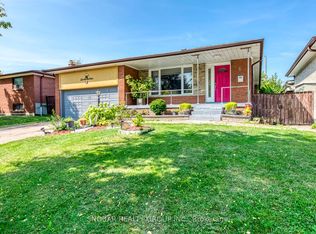 5 Earldown Dr, Toronto, ON M9R2L4